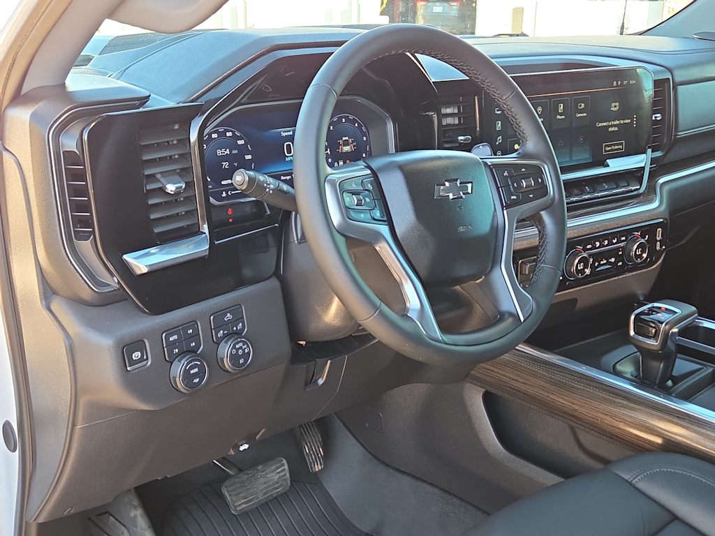 Thumbnail: 2024 Chevrolet Silverado 1500 - 2
