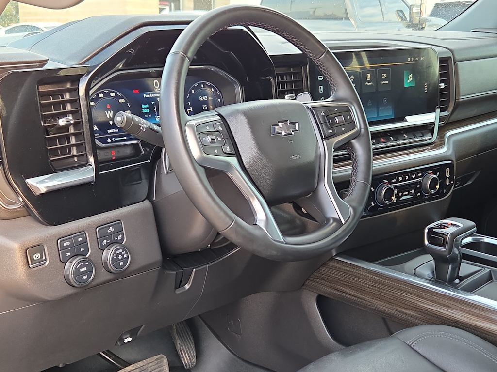 Thumbnail: 2024 Chevrolet Silverado 1500 - 2
