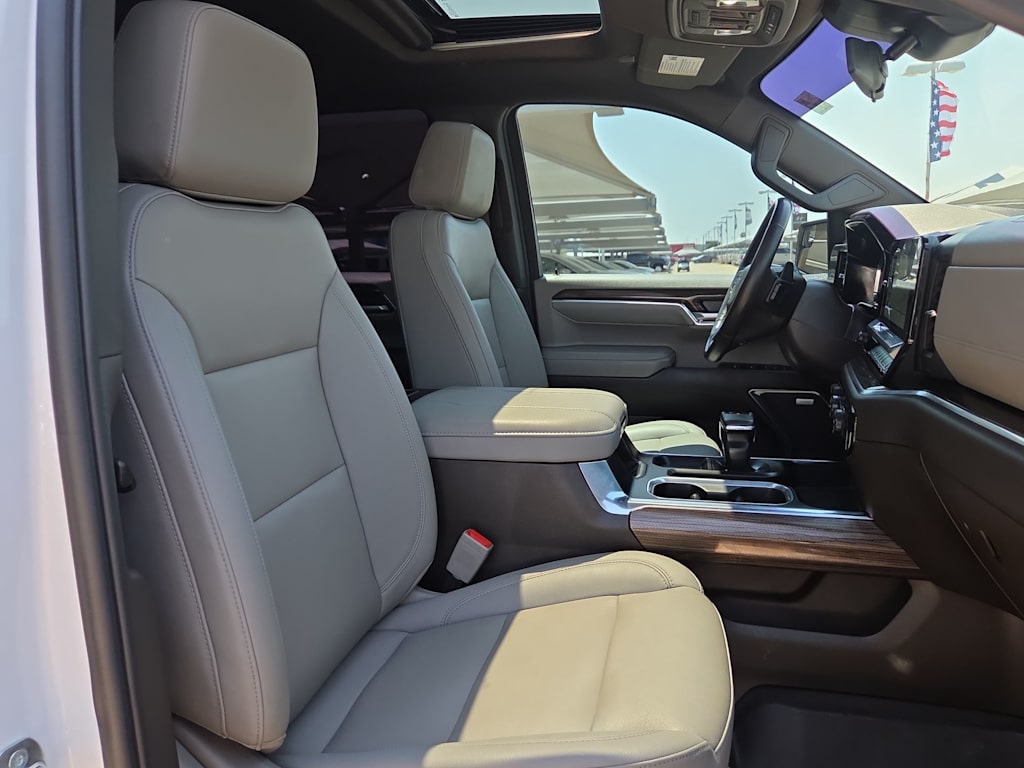 Thumbnail: 2023 Chevrolet Silverado 1500 - 12