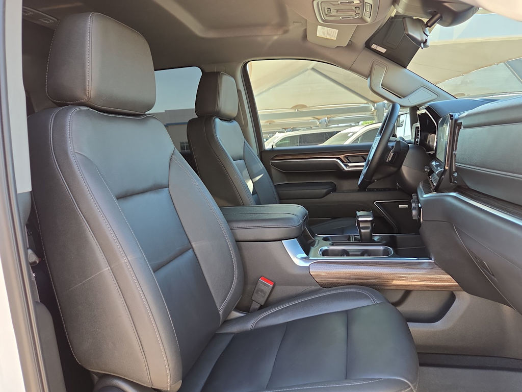 Thumbnail: 2026 Chevrolet Silverado 1500 - 11