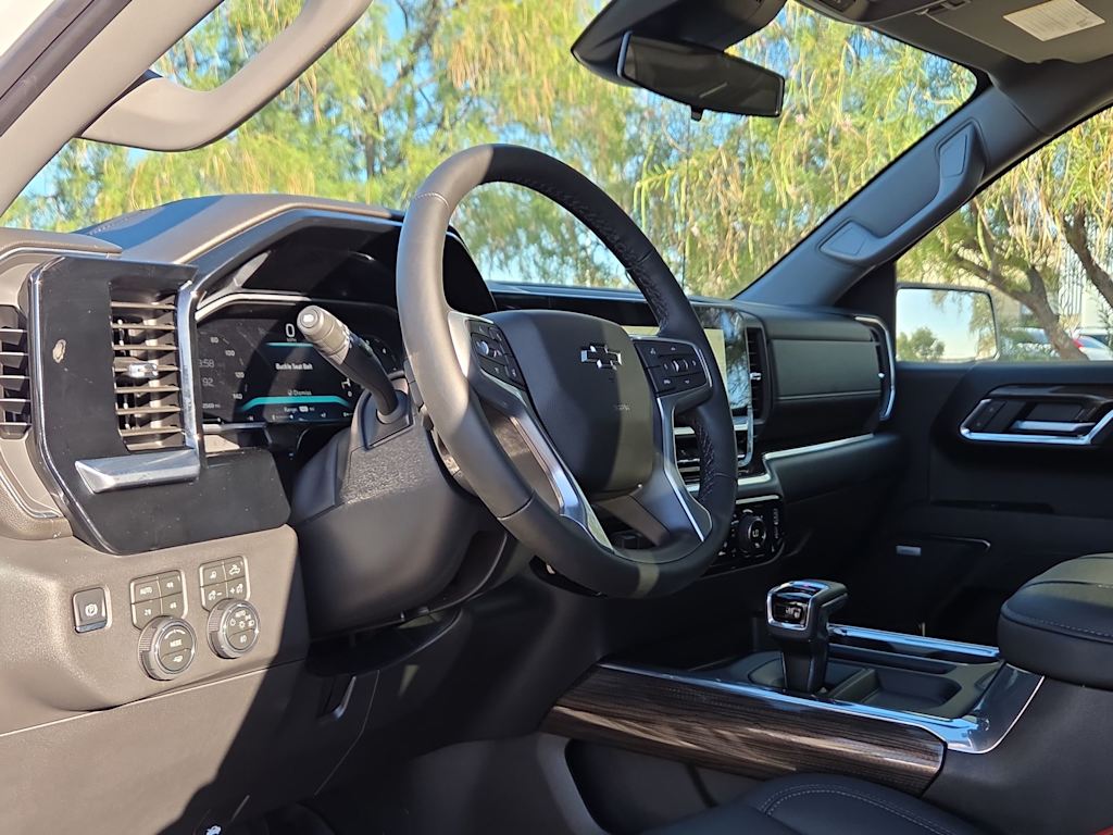 Thumbnail: 2026 Chevrolet Silverado 1500 - 2