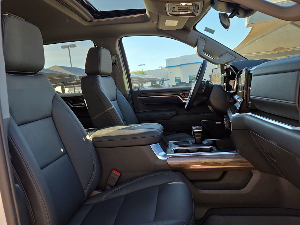 Thumbnail: 2026 Chevrolet Silverado 1500 - 12