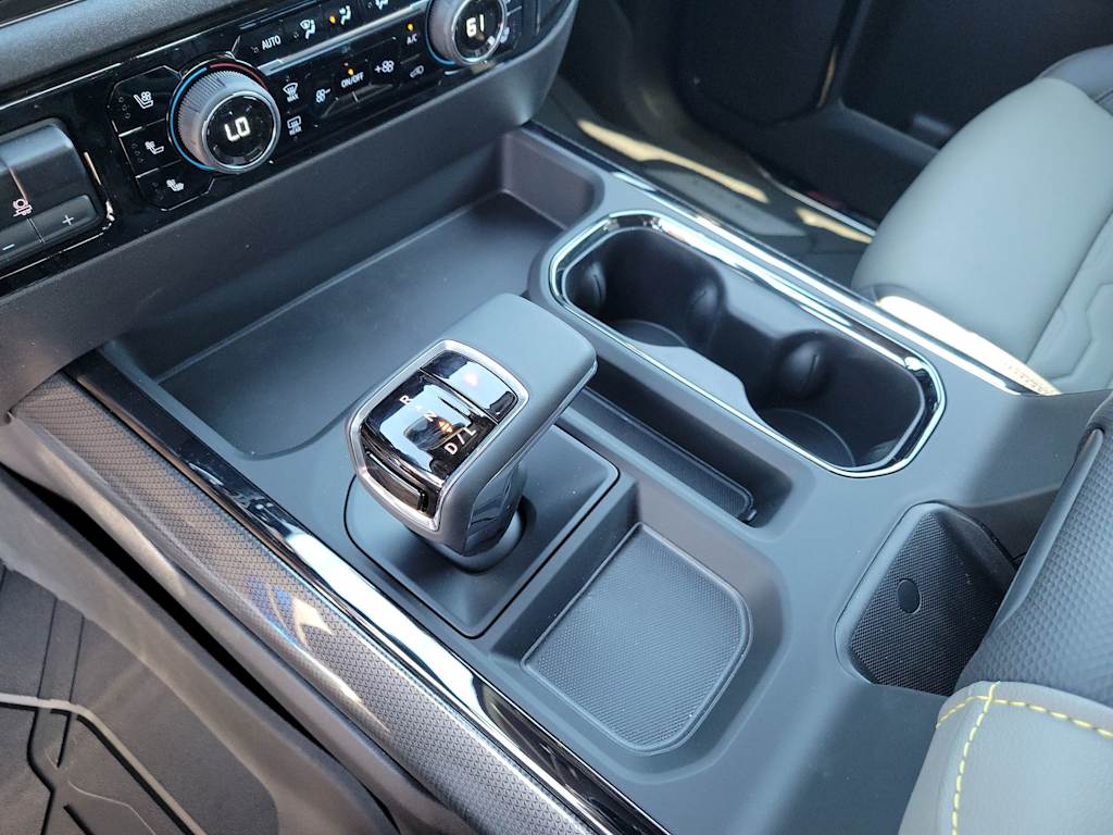 Thumbnail: 2025 Chevrolet Silverado 1500 - 19