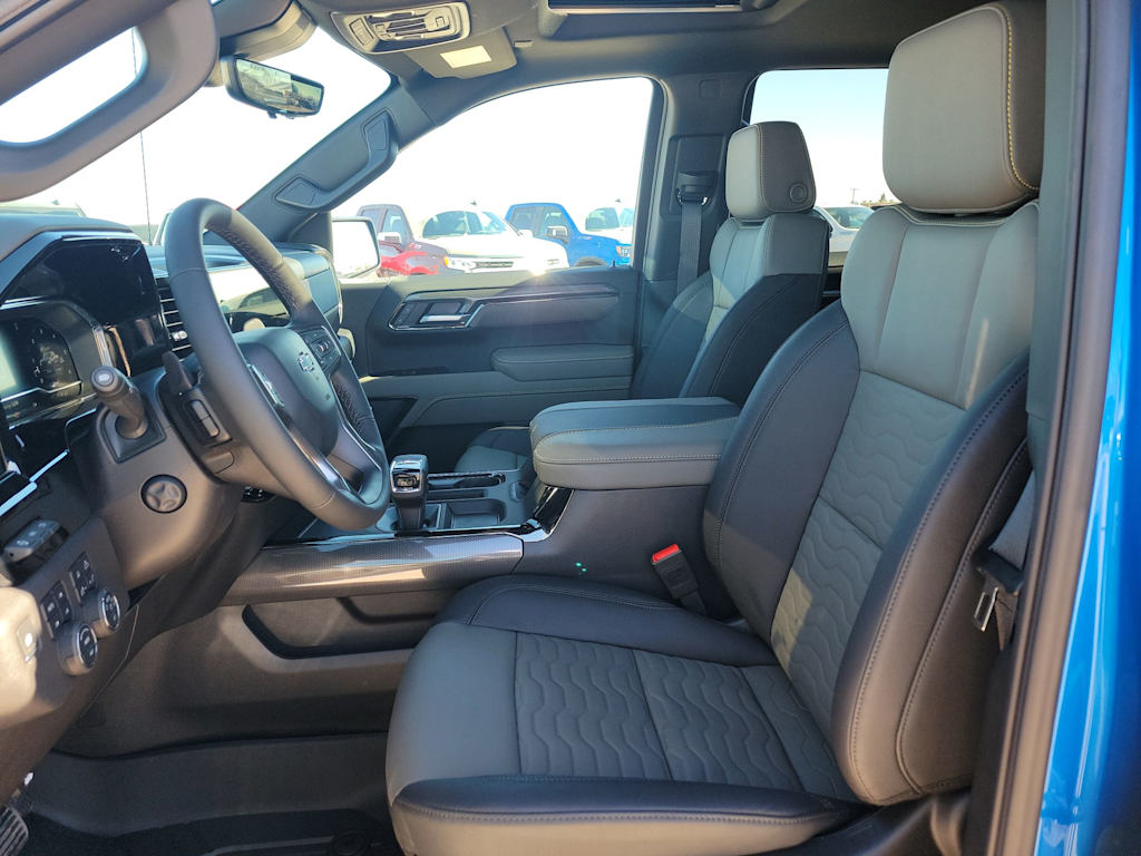 Thumbnail: 2025 Chevrolet Silverado 1500 - 10