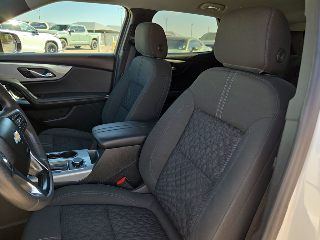 Thumbnail: 2022 Chevrolet Blazer - 9