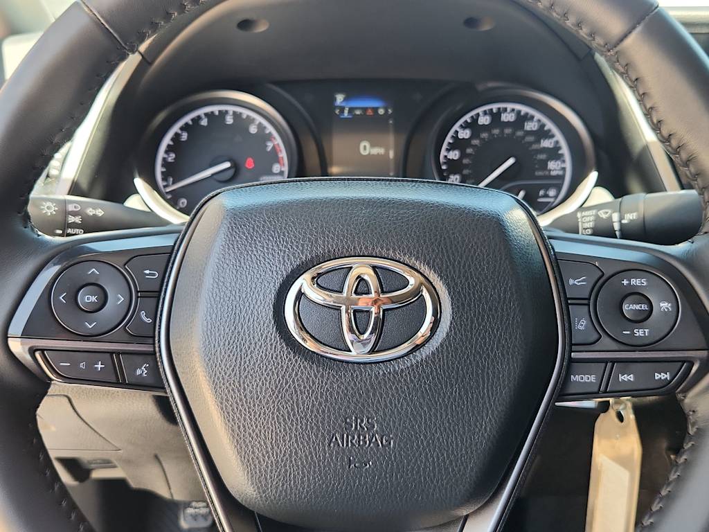 Thumbnail: 2024 Toyota Camry - 16