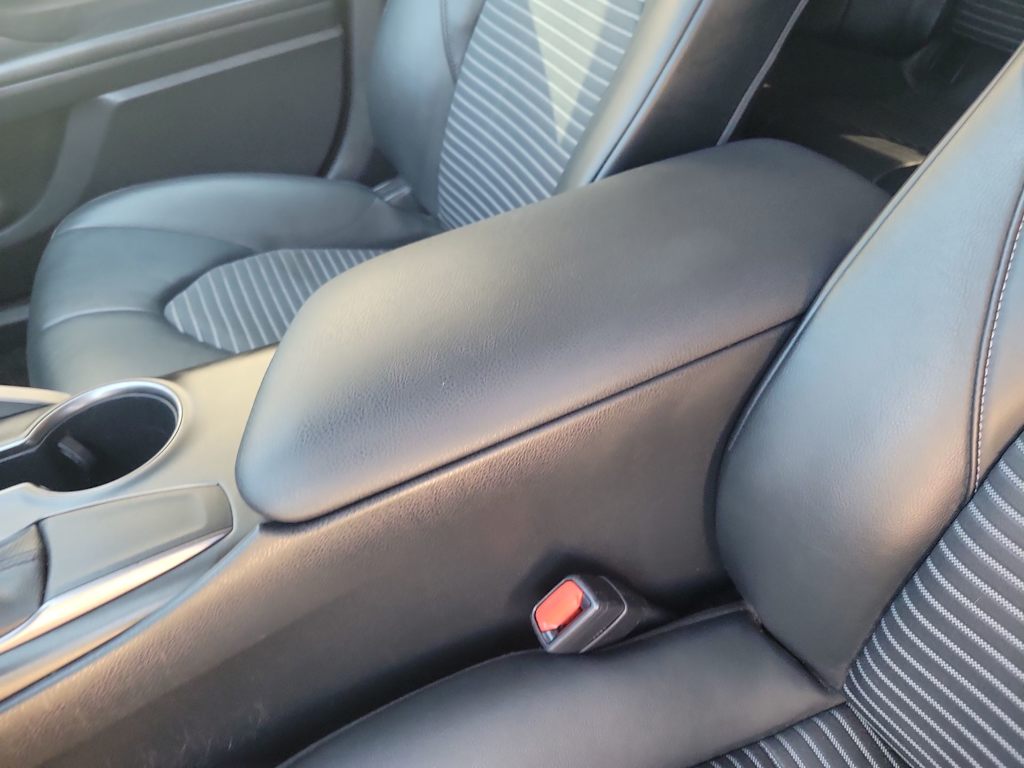 Thumbnail: 2021 Toyota Camry - 20