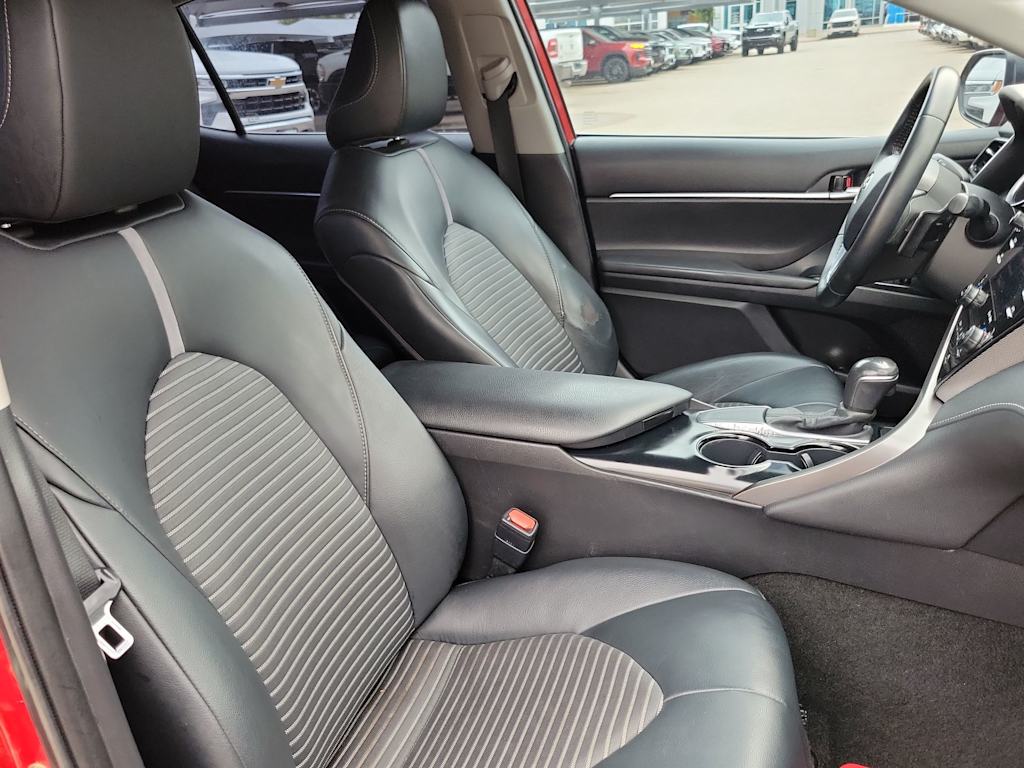 Thumbnail: 2020 Toyota Camry - 12
