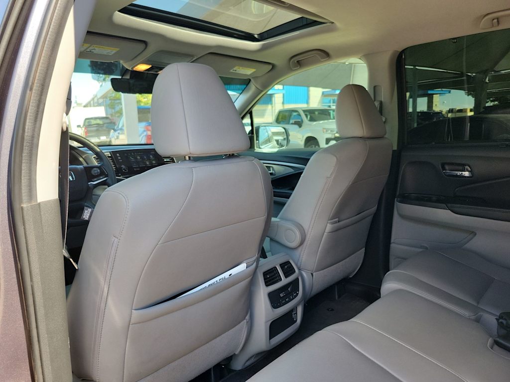 Thumbnail: 2022 Honda Pilot - 12