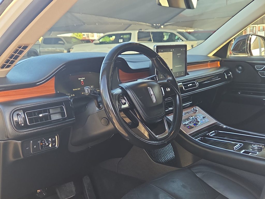 Thumbnail: 2020 Lincoln Aviator - 2