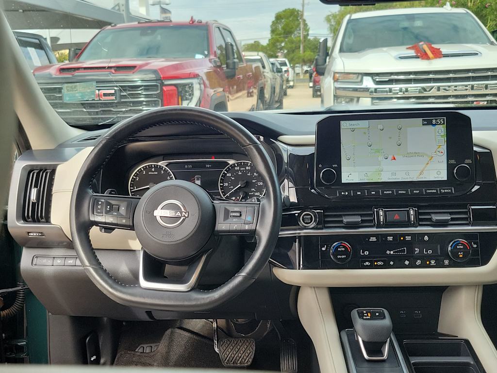 Thumbnail: 2023 Nissan Pathfinder - 10