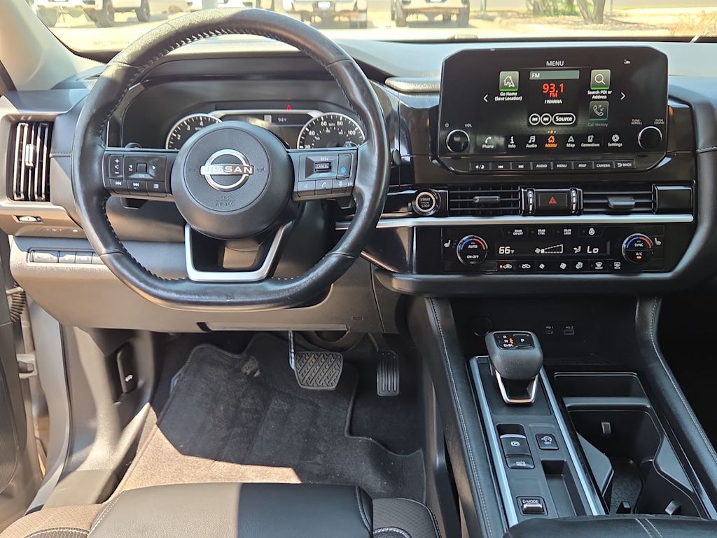 Thumbnail: 2022 Nissan Pathfinder - 9