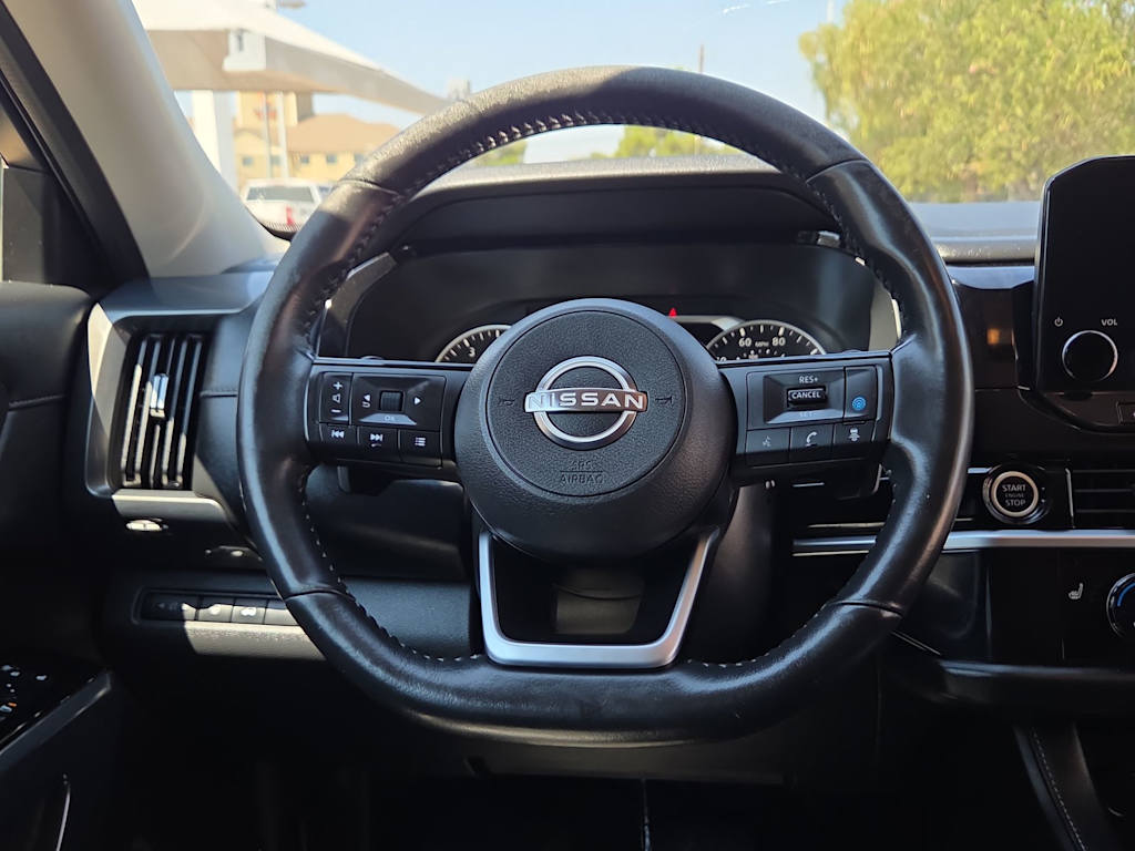 Thumbnail: 2022 Nissan Pathfinder - 13
