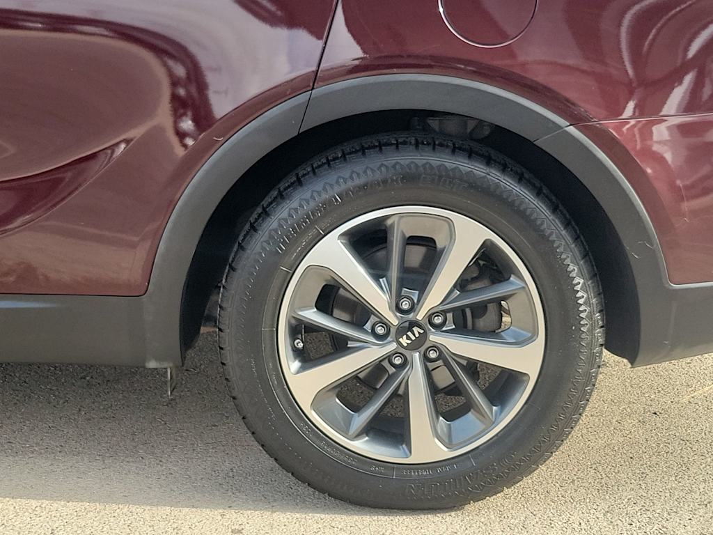 Thumbnail: 2019 Kia Sorento - 8