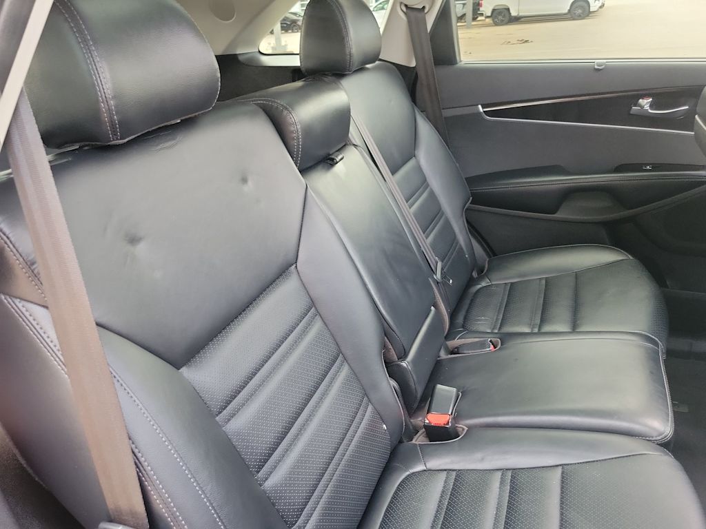 Thumbnail: 2019 Kia Sorento - 13
