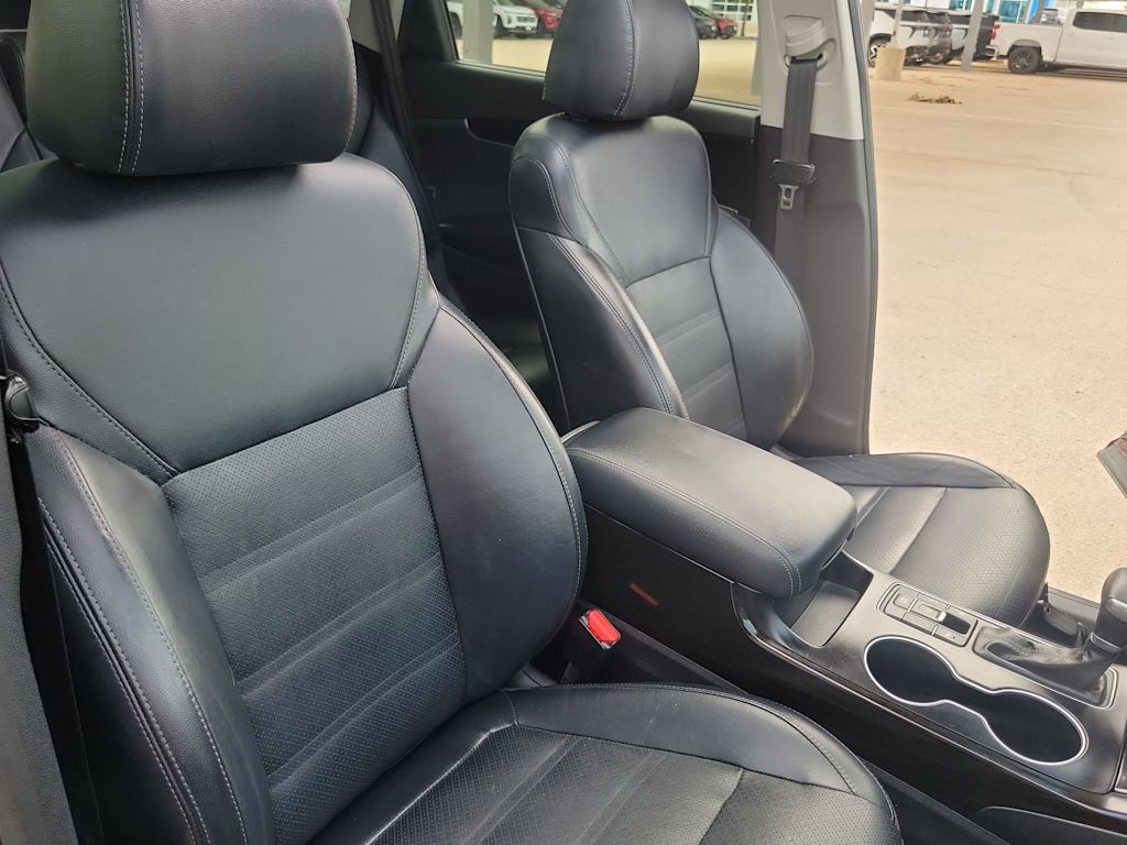 Thumbnail: 2019 Kia Sorento - 22