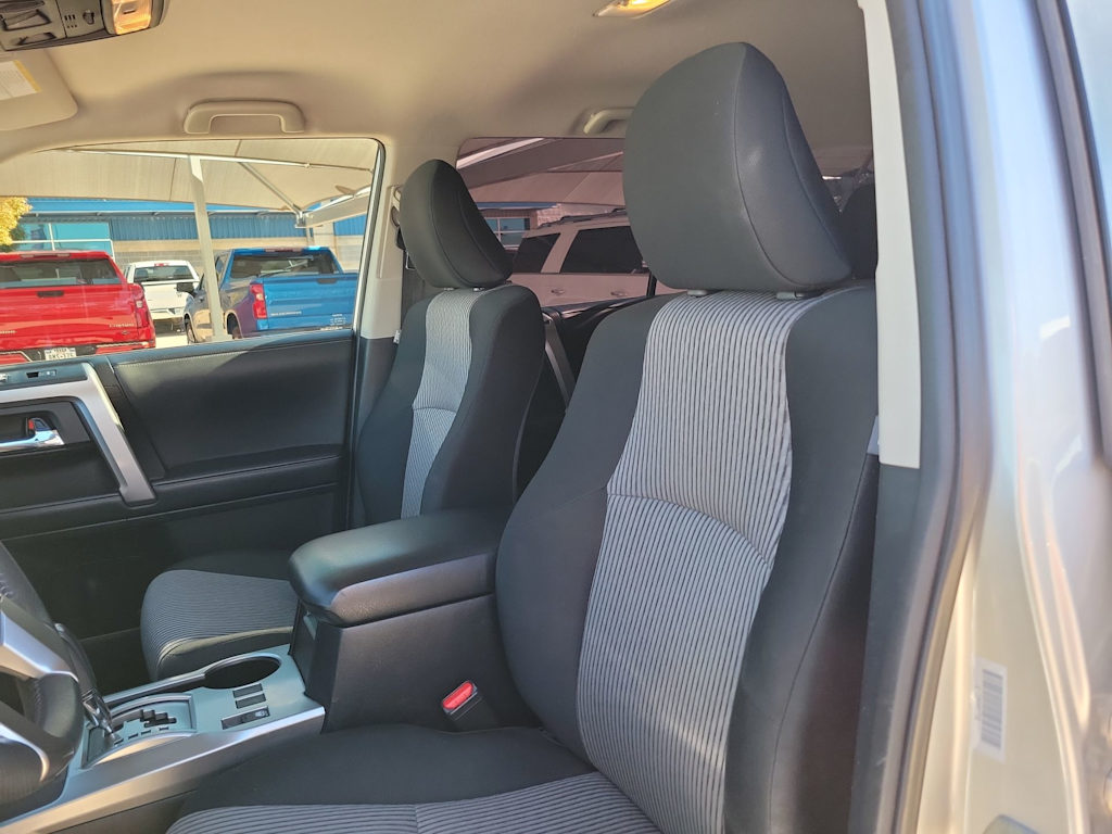 Thumbnail: 2022 Toyota 4Runner - 11