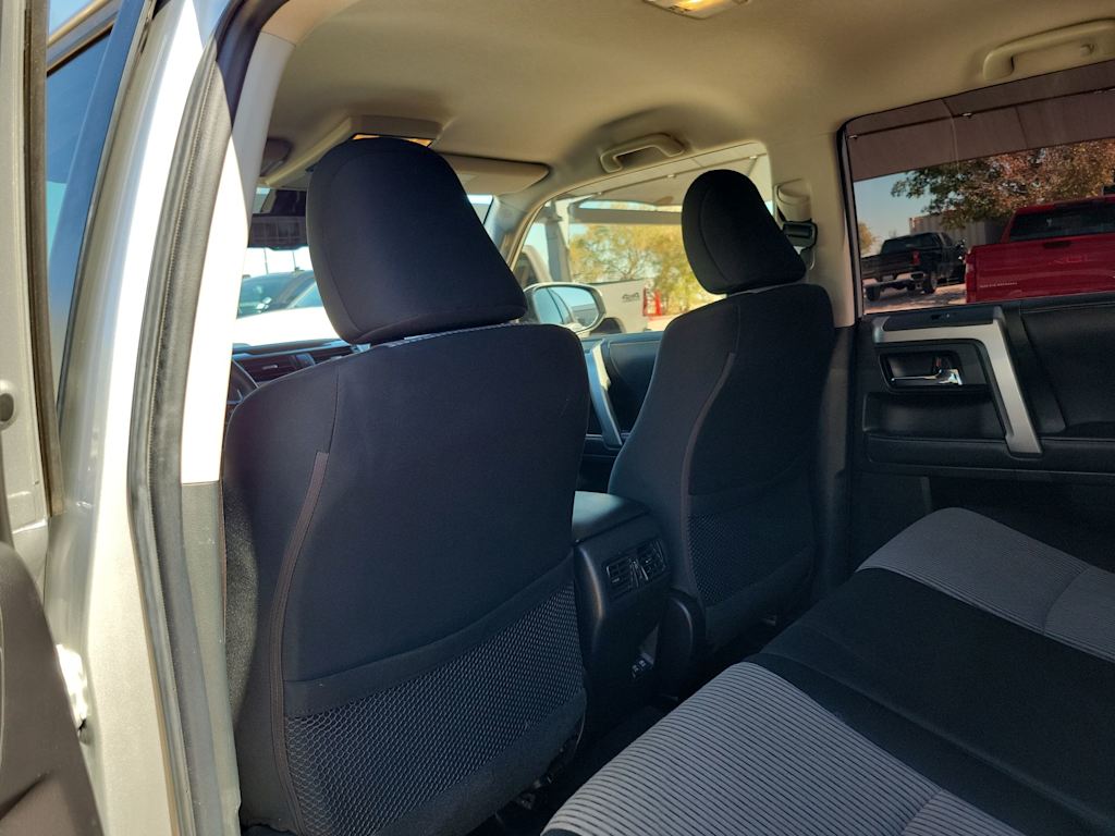 Thumbnail: 2022 Toyota 4Runner - 13