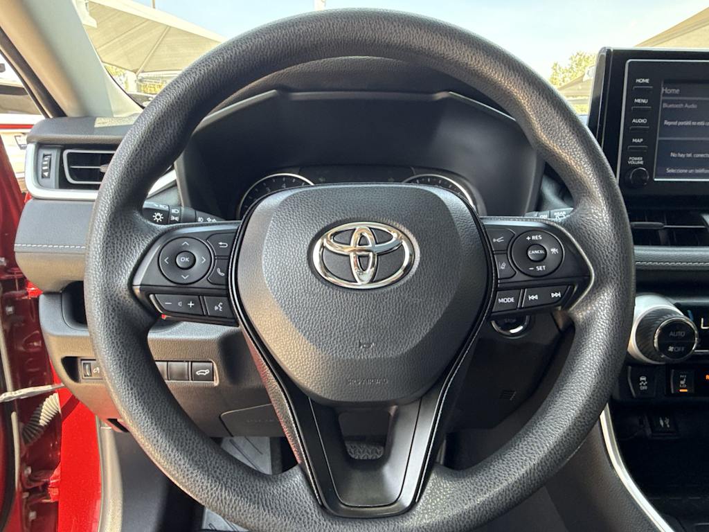 Thumbnail: 2019 Toyota RAV4 - 14