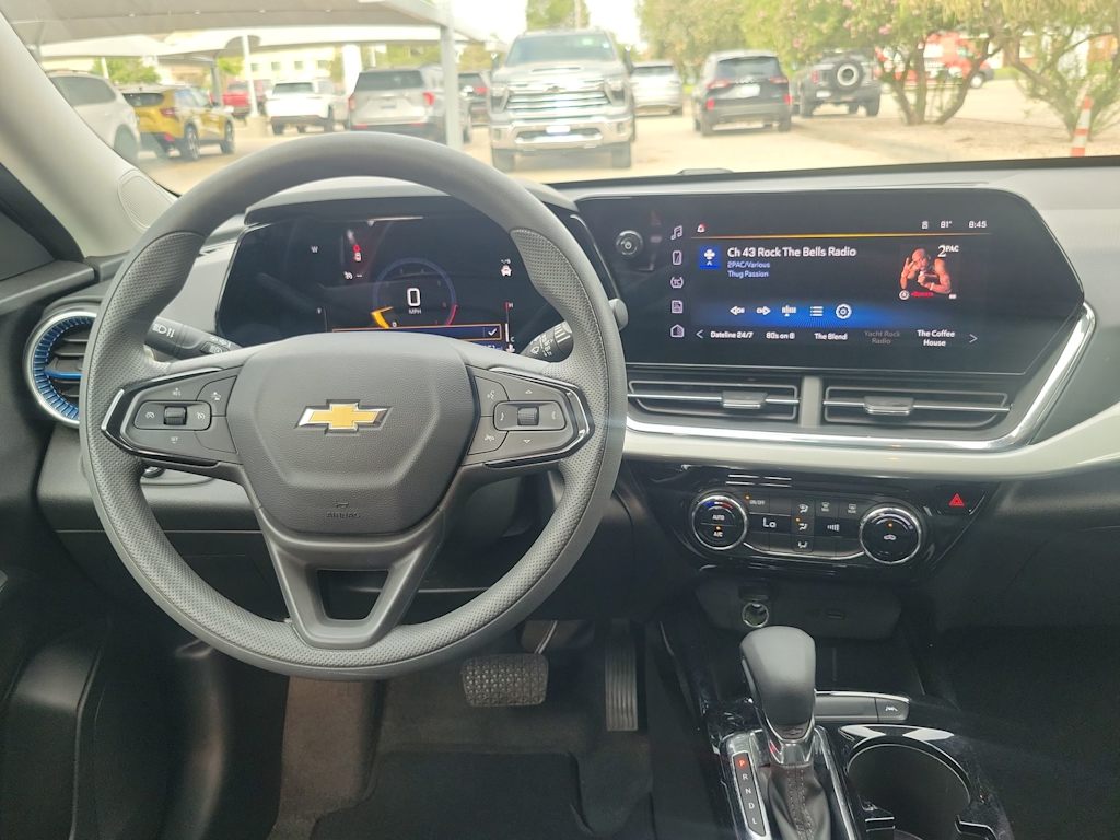 Thumbnail: 2025 Chevrolet Trax - 10