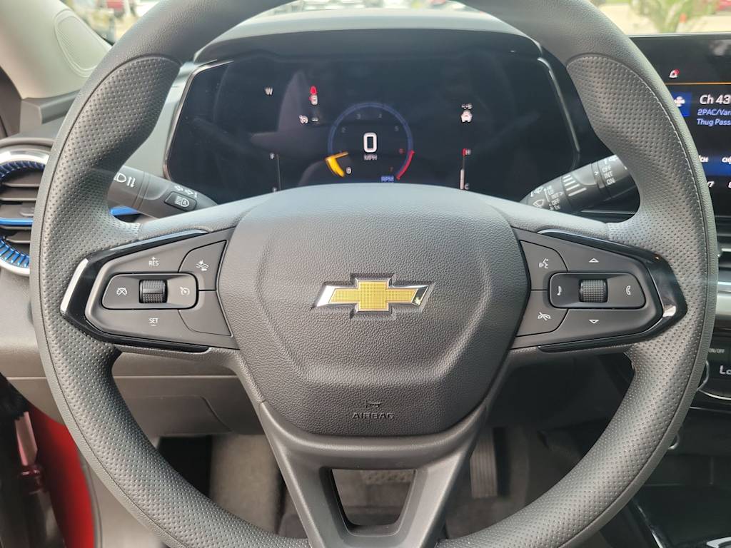 Thumbnail: 2025 Chevrolet Trax - 24