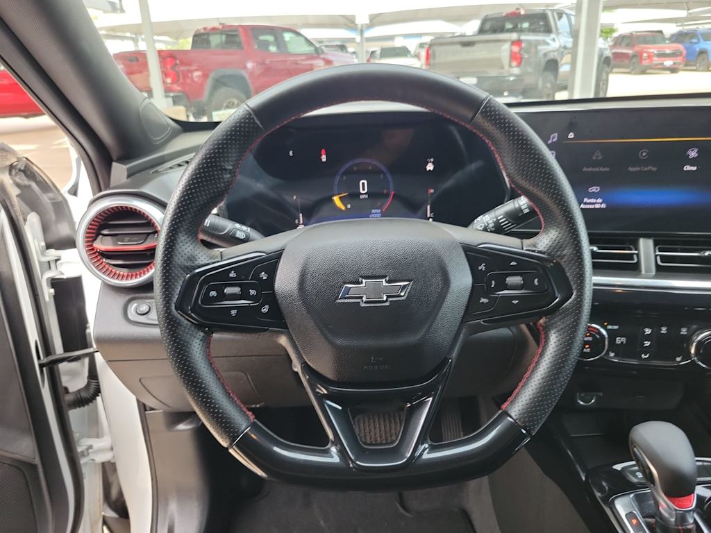 Thumbnail: 2025 Chevrolet Trax - 14