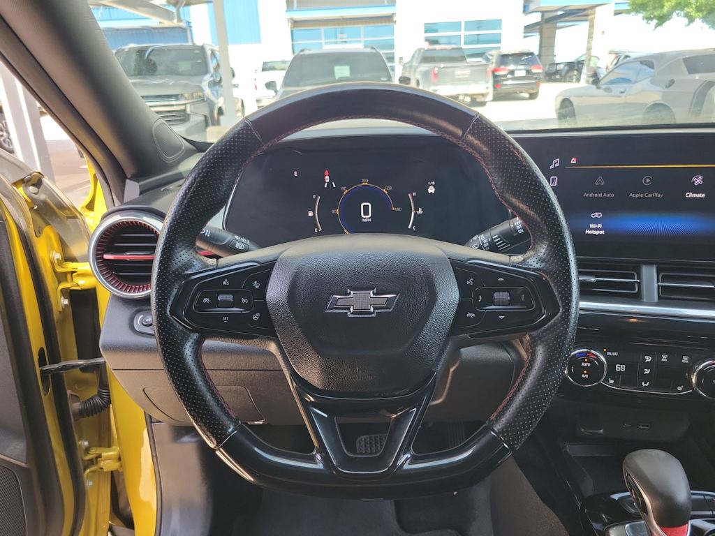 Thumbnail: 2025 Chevrolet Trax - 14