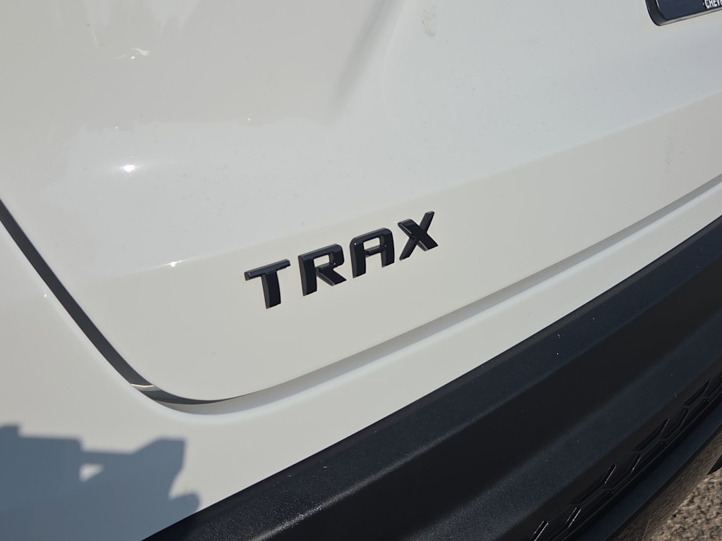 Thumbnail: 2025 Chevrolet Trax - 7