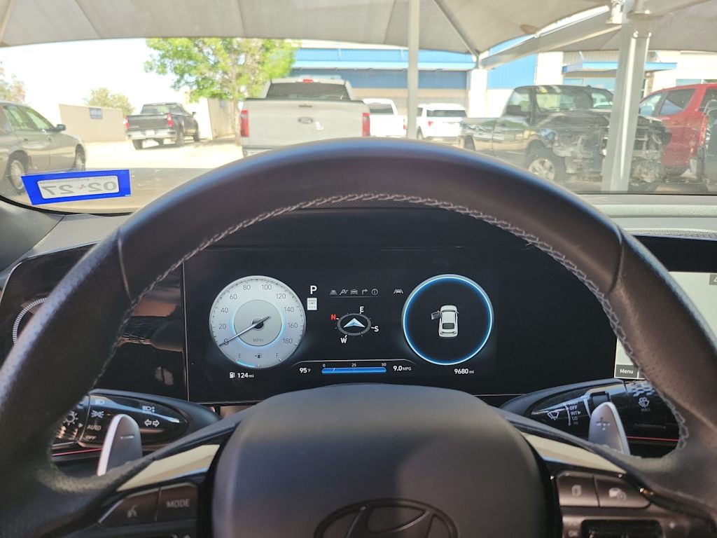 Thumbnail: 2025 Hyundai Elantra - 13