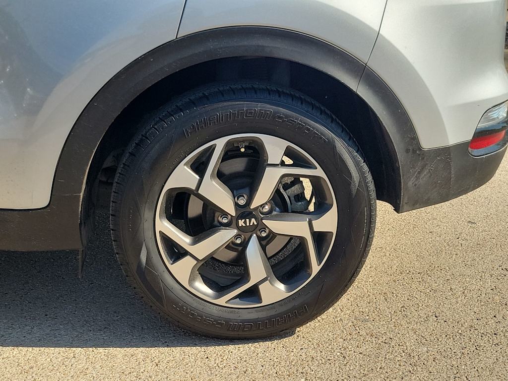 Thumbnail: 2022 Kia Sportage - 8