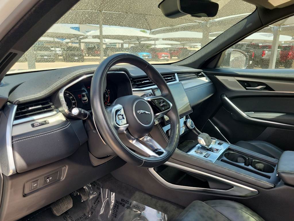 Thumbnail: 2024 Jaguar F-Pace - 2