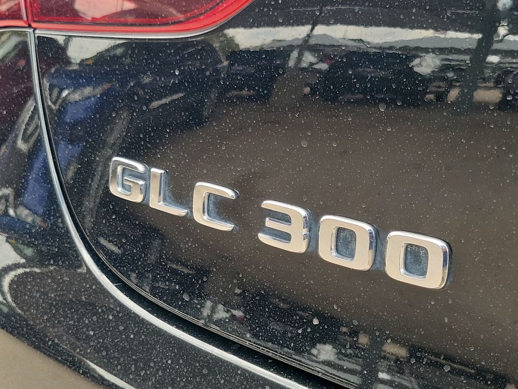 Thumbnail: 2022 Mercedes-Benz GLC - 7