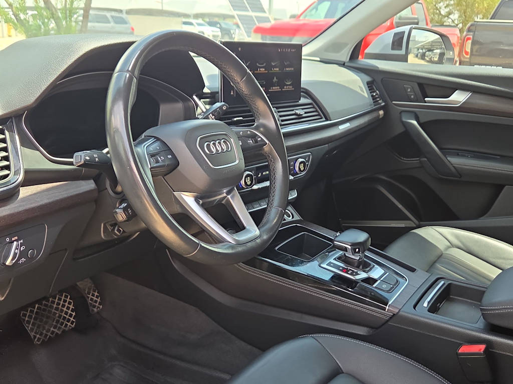 Thumbnail: 2022 Audi Q5 - 2