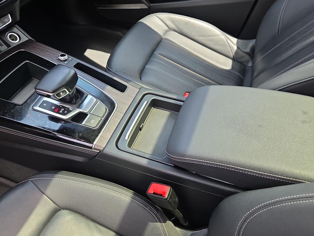 Thumbnail: 2022 Audi Q5 - 16