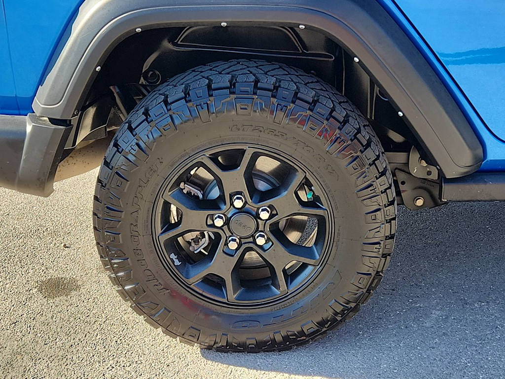 Thumbnail: 2021 Jeep Wrangler - 6