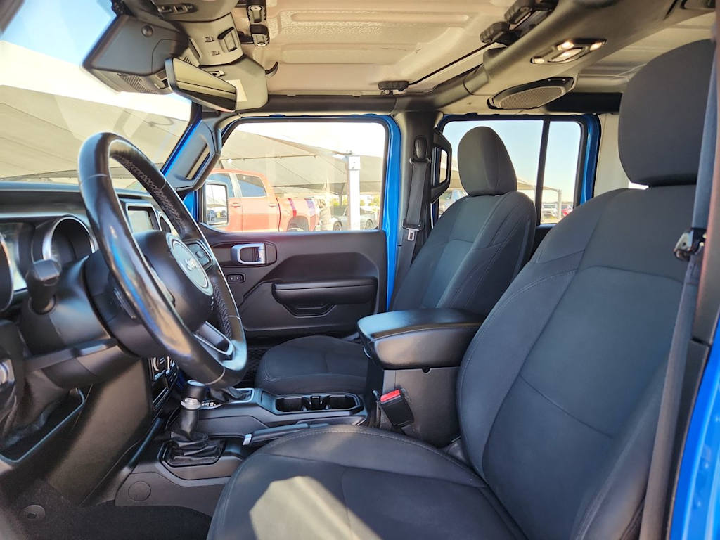 Thumbnail: 2021 Jeep Wrangler - 9