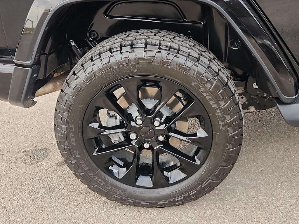 Thumbnail: 2020 Jeep Wrangler - 8