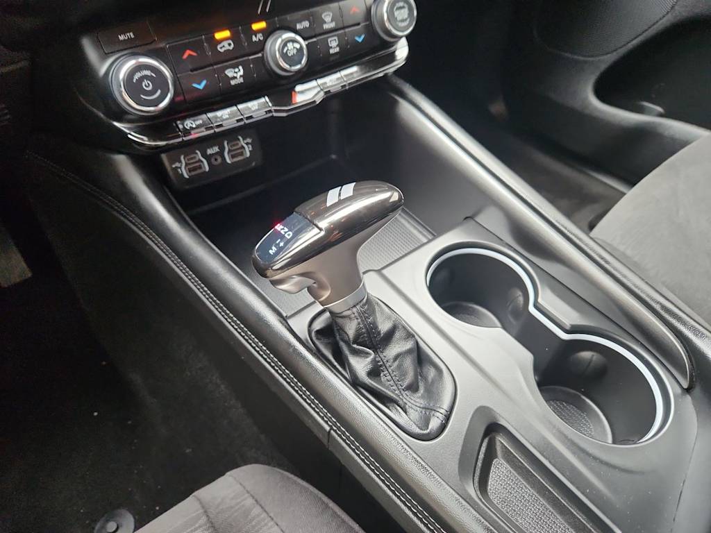 Thumbnail: 2022 Dodge Durango - 16