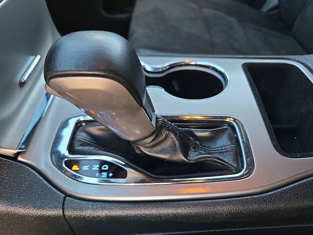 Thumbnail: 2021 Jeep Grand Cherokee - 15
