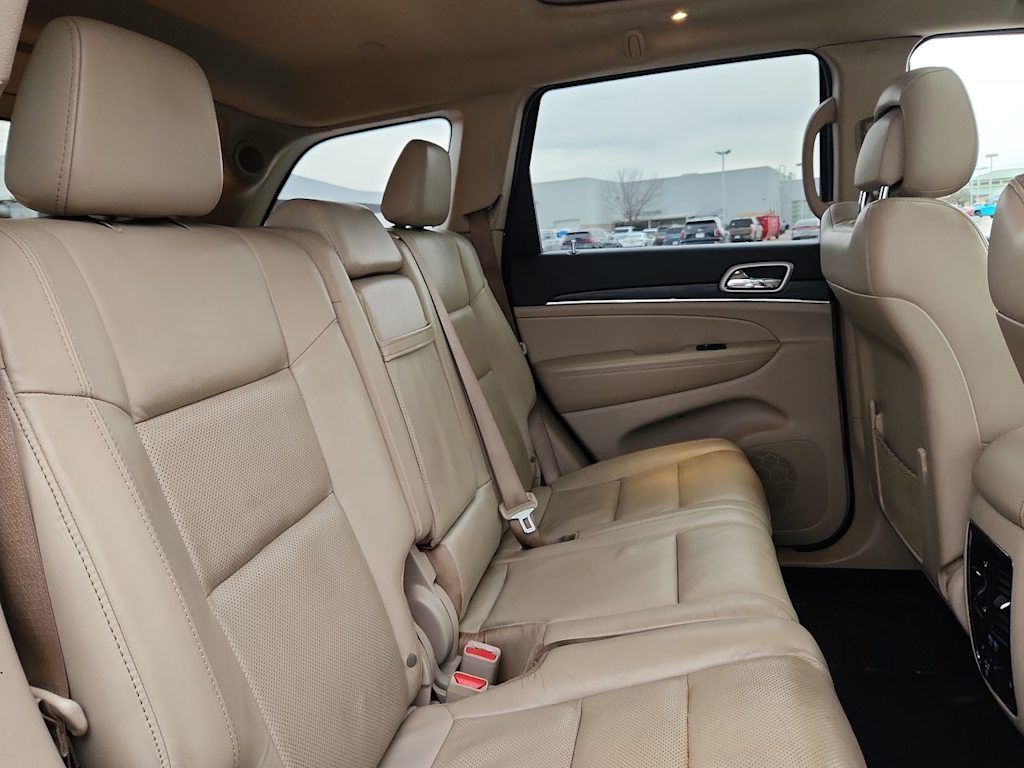 Thumbnail: 2020 Jeep Grand Cherokee - 13