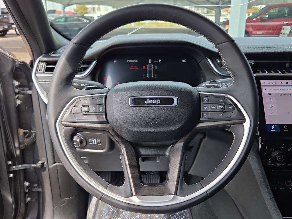 Thumbnail: 2024 Jeep Grand Cherokee - 13