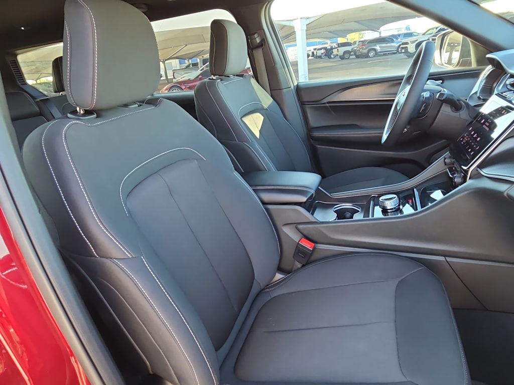 Thumbnail: 2025 Jeep Grand Cherokee L - 20