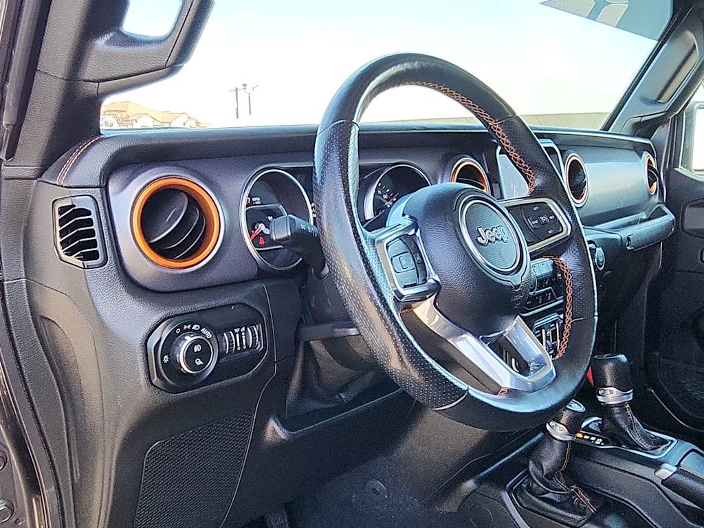 2021 Jeep Gladiator Mojave 2