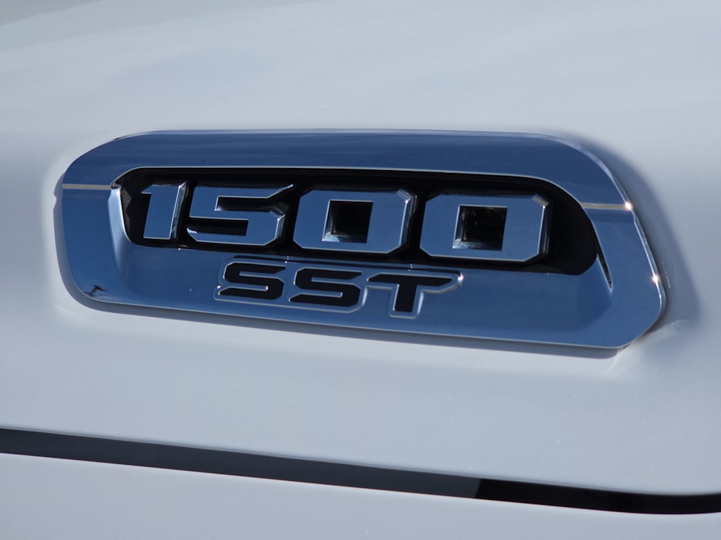 Thumbnail: 2025 RAM 1500 - 7