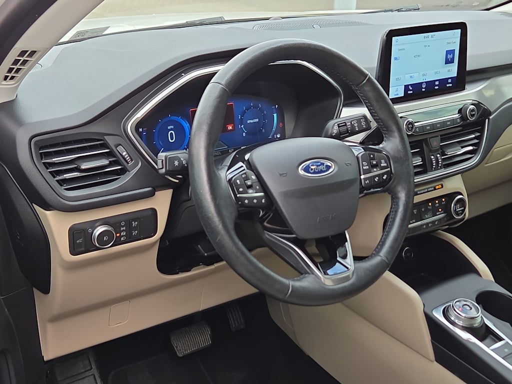 Thumbnail: 2021 Ford Escape - 2