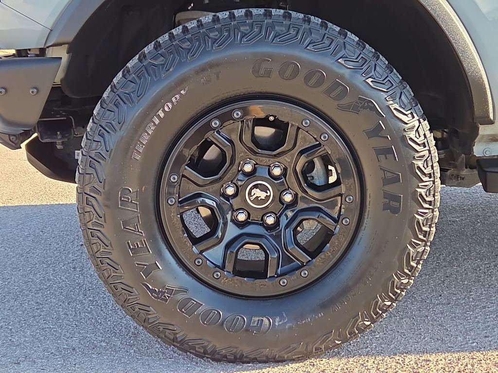 Thumbnail: 2022 Ford Bronco - 7