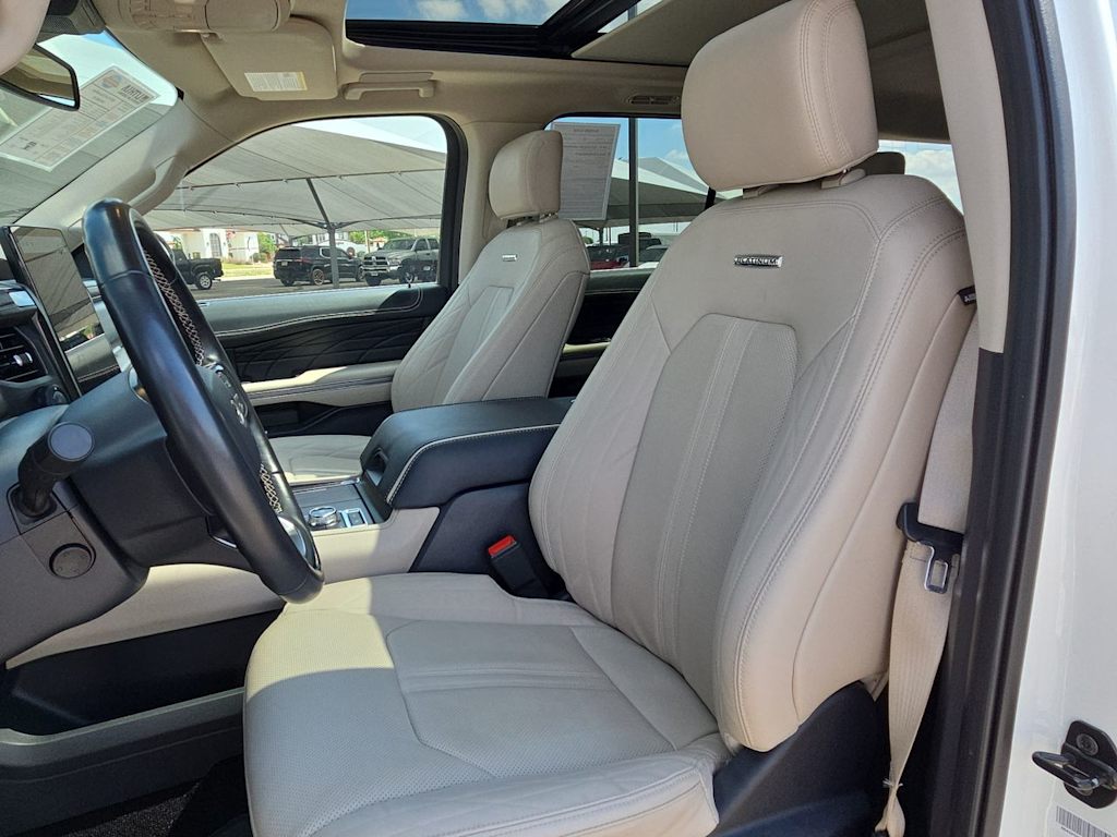 Thumbnail: 2023 Ford Expedition - 11