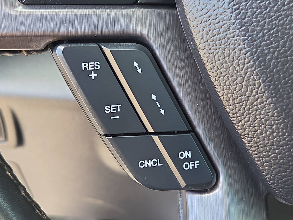 Thumbnail: 2021 Ford Expedition - 23
