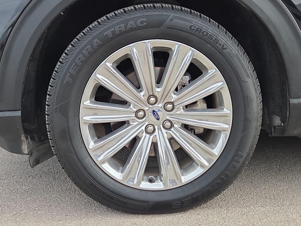 Thumbnail: 2022 Ford Explorer - 6