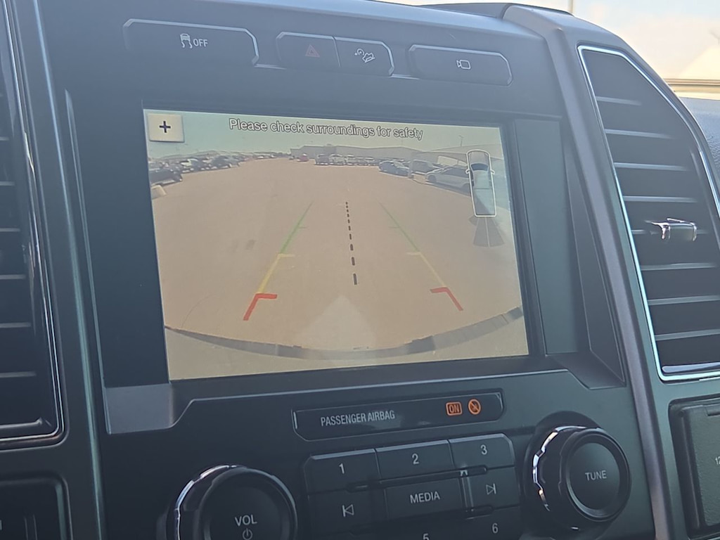 Thumbnail: 2019 Ford F-250 - 13